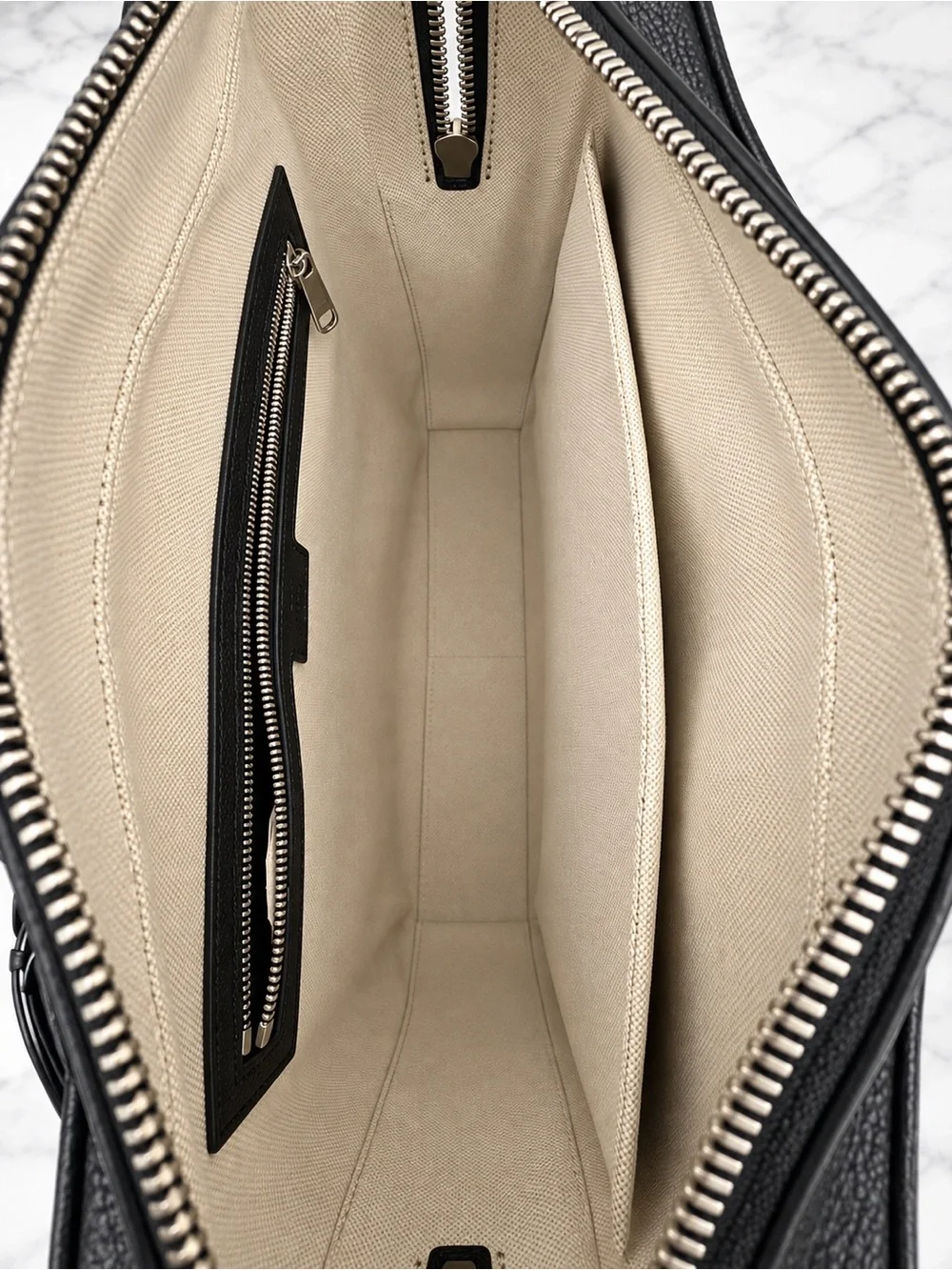 Gucci briefcase black